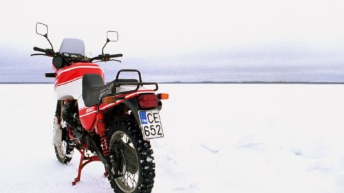 冬（寒い日）にバイクのエンジンがかからない！原因と対策を解説